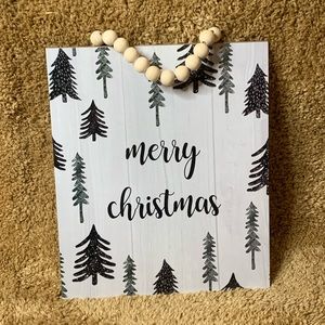 Holiday hanging wall decor